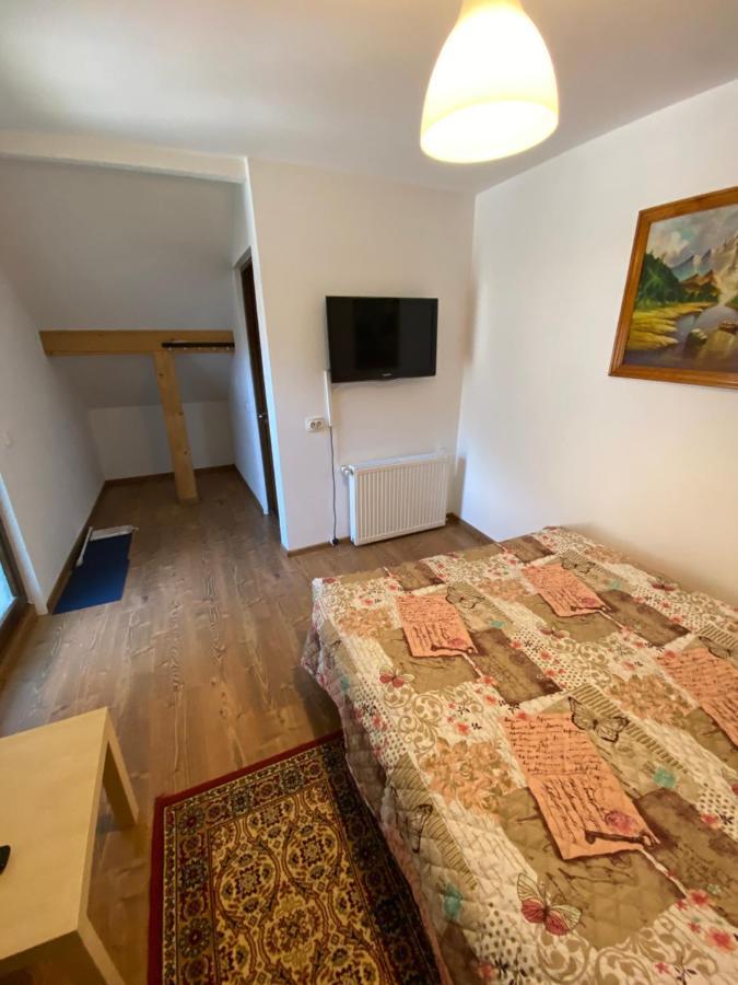 Casa Mili 호텔 Grinties 외부 사진