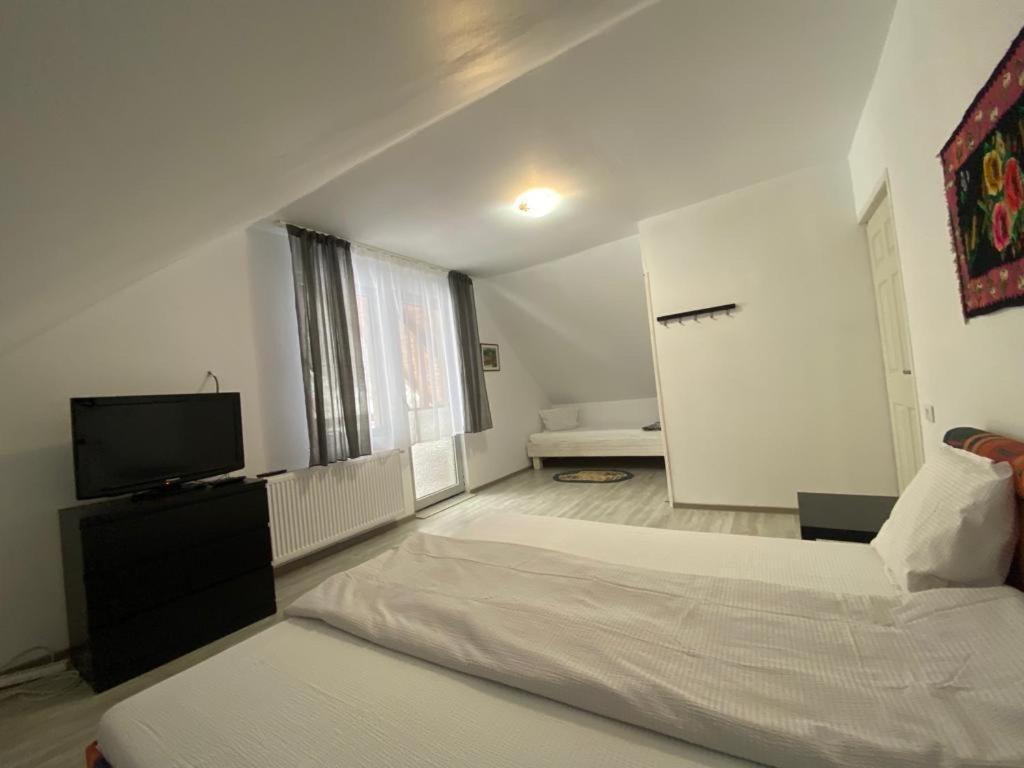 Casa Mili 호텔 Grinties 외부 사진