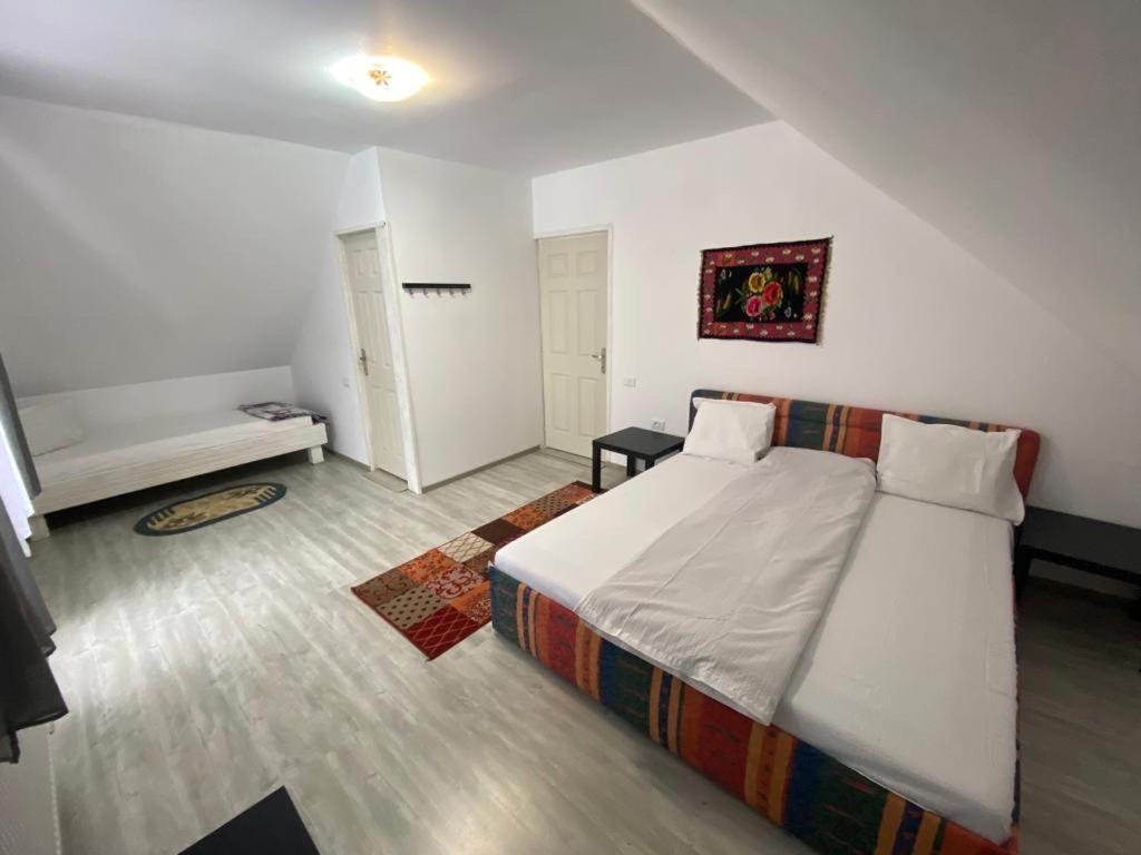 Casa Mili 호텔 Grinties 외부 사진